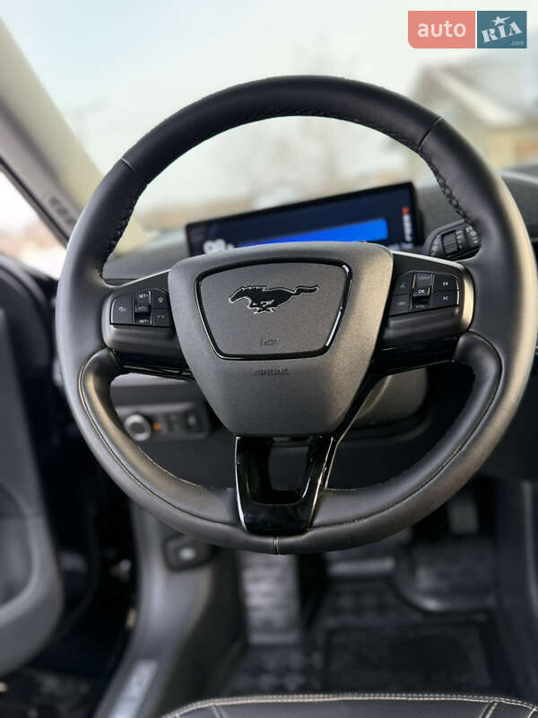Позашляховик / Кросовер Ford Mustang Mach-E 2023 в Івано-Франківську