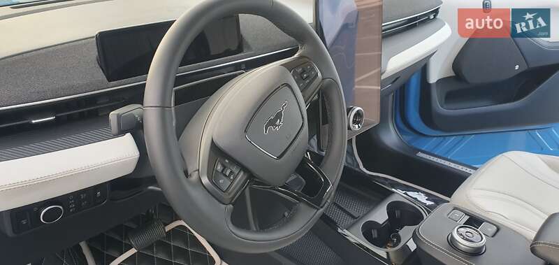 Позашляховик / Кросовер Ford Mustang Mach-E 2023 в Львові фото 19 Позашляховик / Кросовер Ford Mustang Mach-E 2023 в Львові
