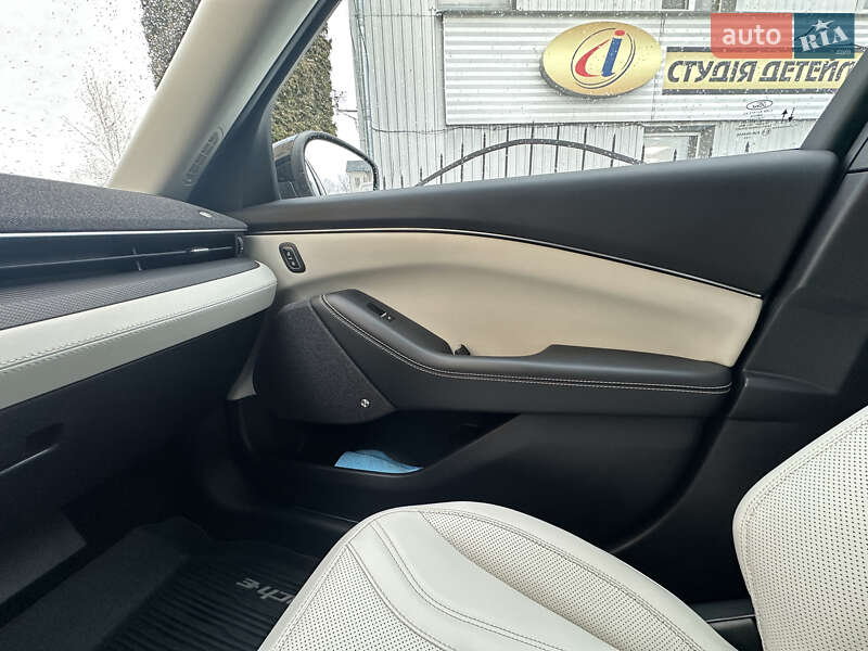 Внедорожник / Кроссовер Ford Mustang Mach-E 2023 в Тернополе фото 4 Внедорожник / Кроссовер Ford Mustang Mach-E 2023 в Тернополе