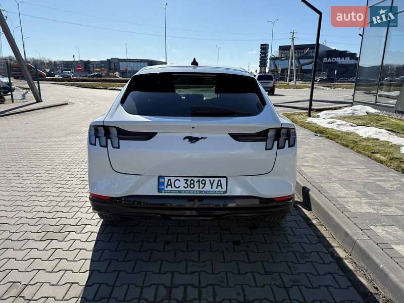 Внедорожник / Кроссовер Ford Mustang Mach-E 2024 в Луцке