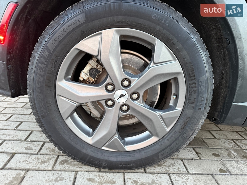 Позашляховик / Кросовер Ford Mustang Mach-E 2021 в Луцьку фото 8 Позашляховик / Кросовер Ford Mustang Mach-E 2021 в Луцьку