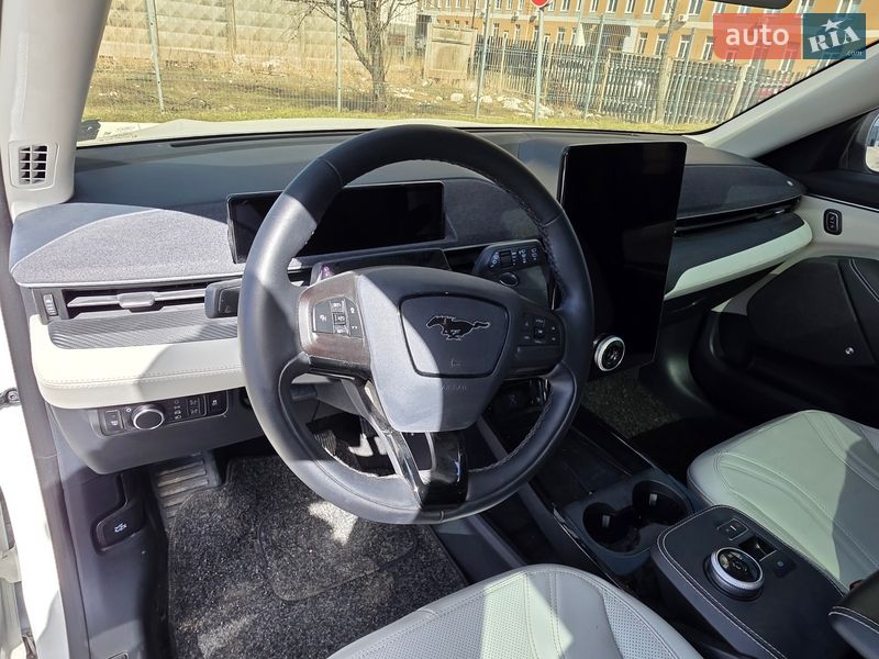 Внедорожник / Кроссовер Ford Mustang Mach-E 2024 в Одессе