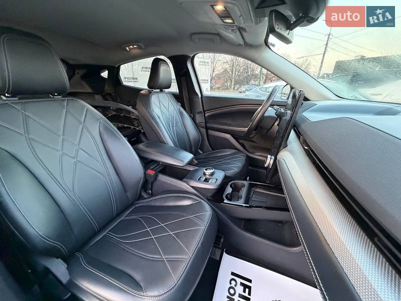 Внедорожник / Кроссовер Ford Mustang Mach-E 2023 в Луцке