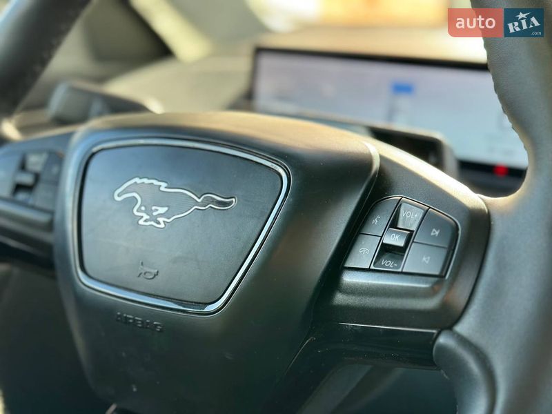 Внедорожник / Кроссовер Ford Mustang Mach-E 2022 в Киеве