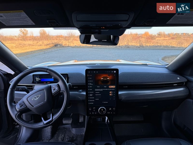 Позашляховик / Кросовер Ford Mustang Mach-E 2021 в Рівному фото 15 Позашляховик / Кросовер Ford Mustang Mach-E 2021 в Рівному