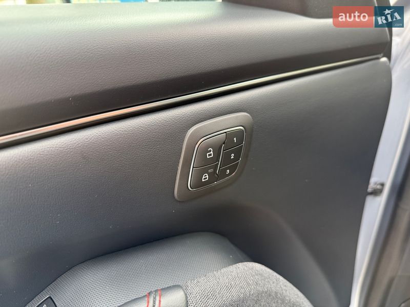 Внедорожник / Кроссовер Ford Mustang Mach-E 2022 в Львове