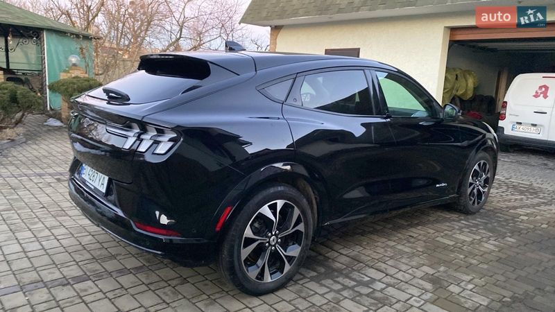 Позашляховик / Кросовер Ford Mustang Mach-E 2022 в Харкові