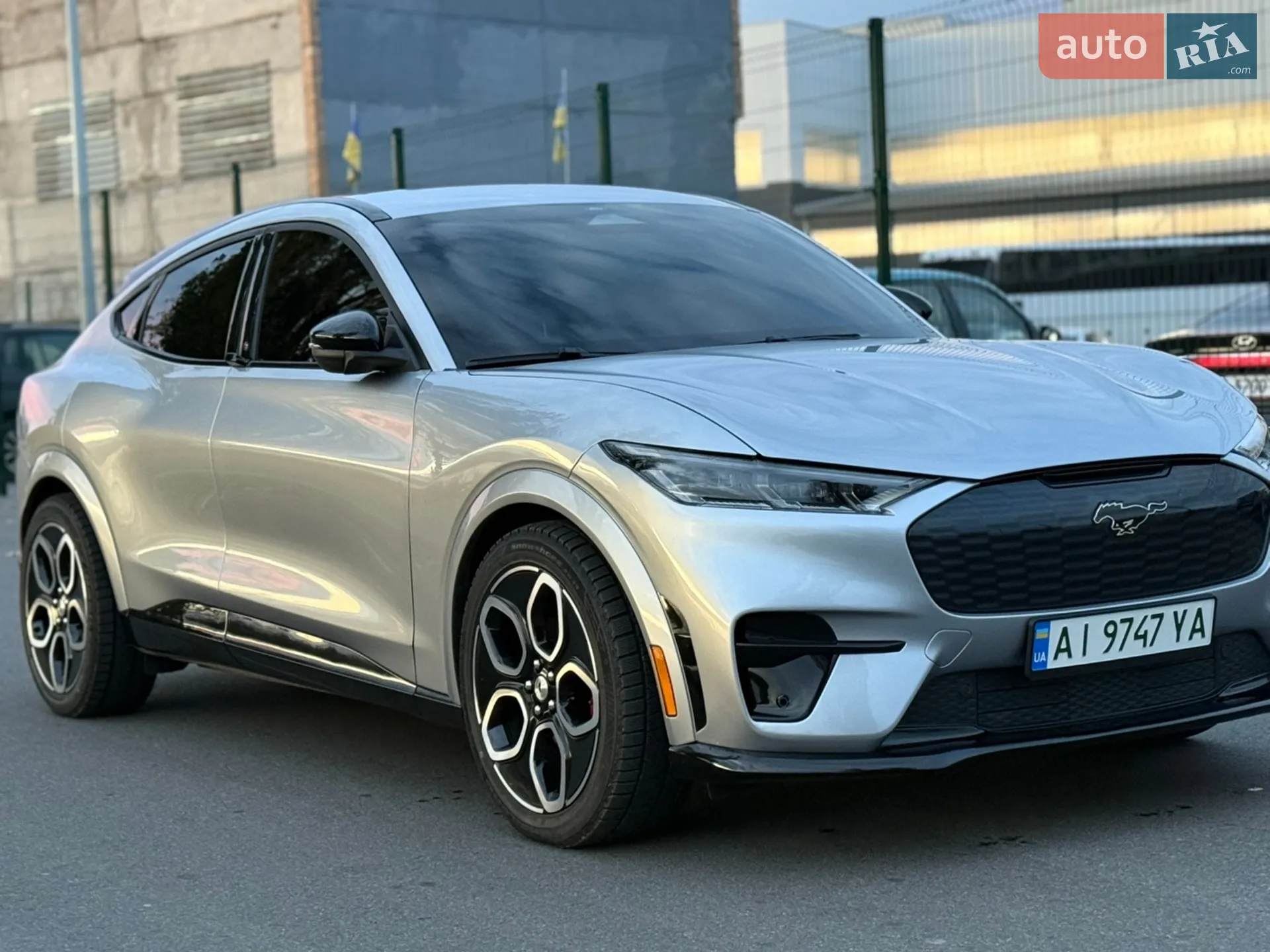 2021 Ford Mustang Mach-E - мініатюра 11