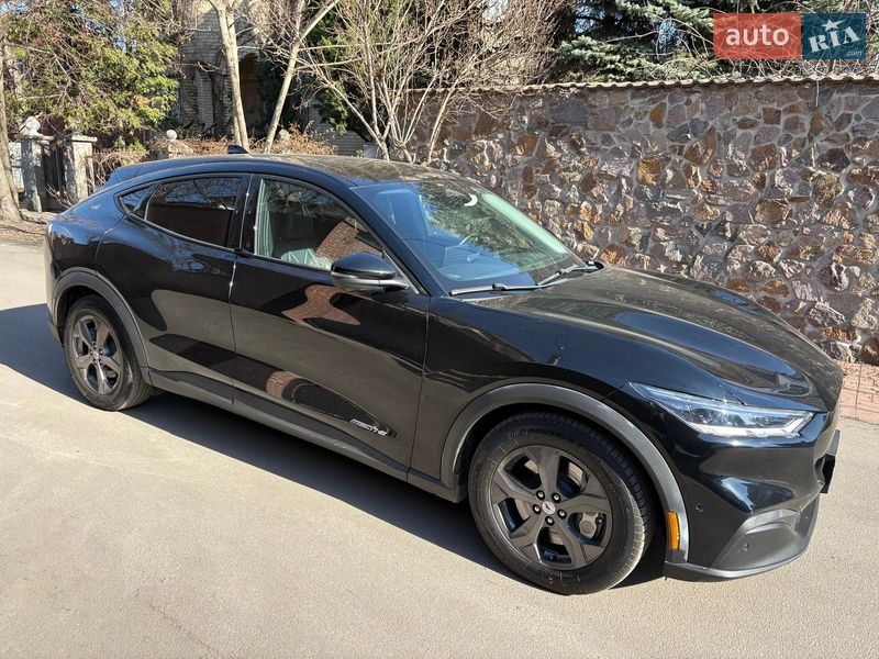 Ford Mustang Mach-E 2023