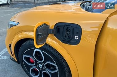 Внедорожник / Кроссовер Ford Mustang Mach-E 2022 в Киеве