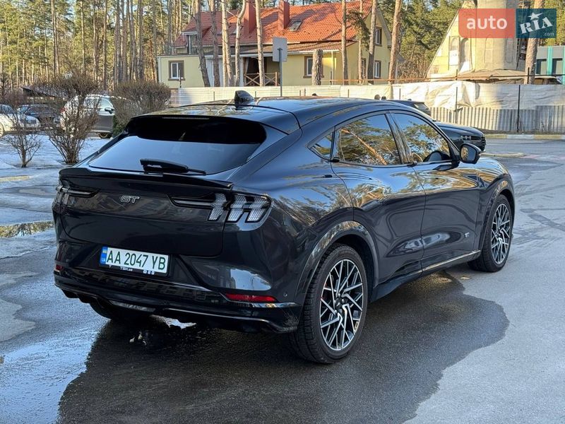 Позашляховик / Кросовер Ford Mustang Mach-E 2021 в Києві