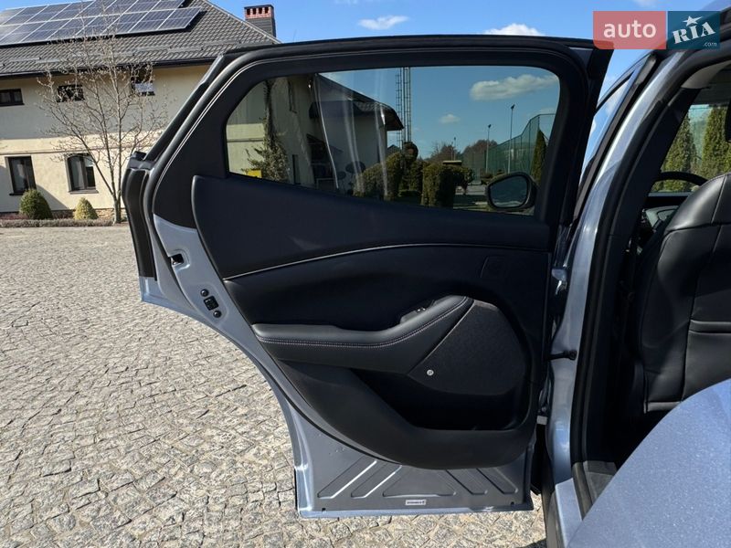 Позашляховик / Кросовер Ford Mustang Mach-E 2022 в Жовкві