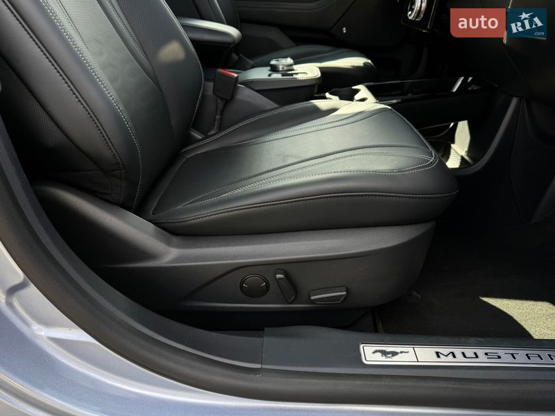 Позашляховик / Кросовер Ford Mustang Mach-E 2022 в Жовкві