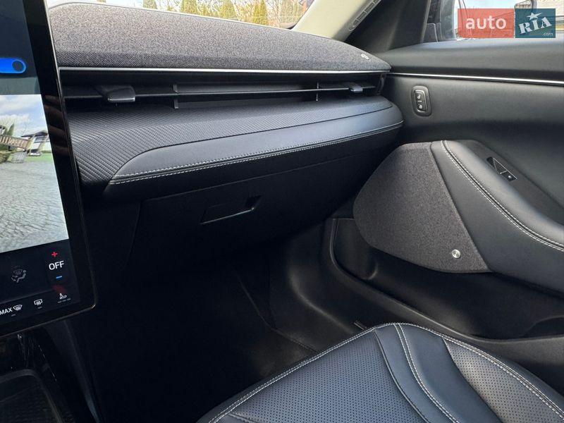 Позашляховик / Кросовер Ford Mustang Mach-E 2022 в Жовкві