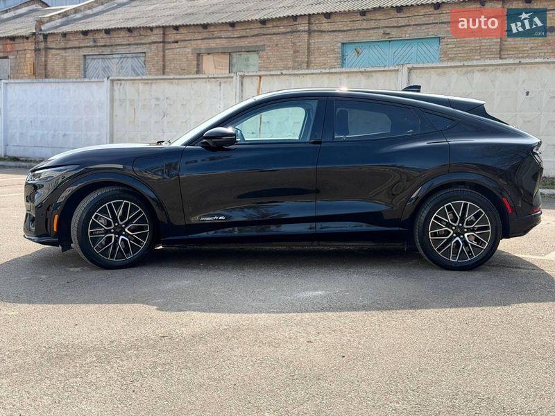 Внедорожник / Кроссовер Ford Mustang Mach-E 2024 в Киеве