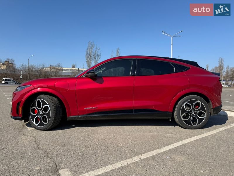 Позашляховик / Кросовер Ford Mustang Mach-E 2021 в Києві