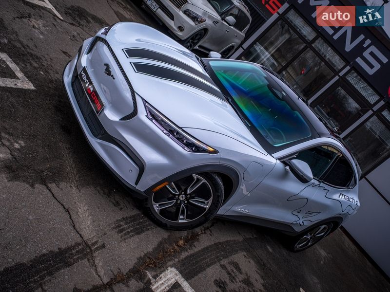 Внедорожник / Кроссовер Ford Mustang Mach-E 2021 в Киеве