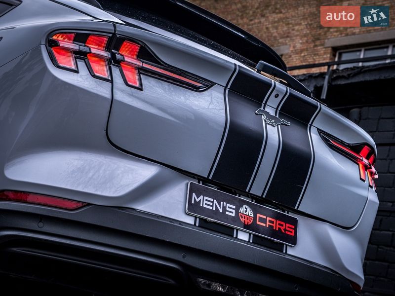 Внедорожник / Кроссовер Ford Mustang Mach-E 2021 в Киеве