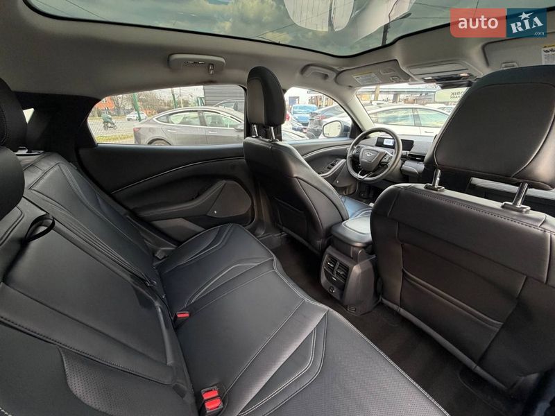 Позашляховик / Кросовер Ford Mustang Mach-E 2021 в Луцьку