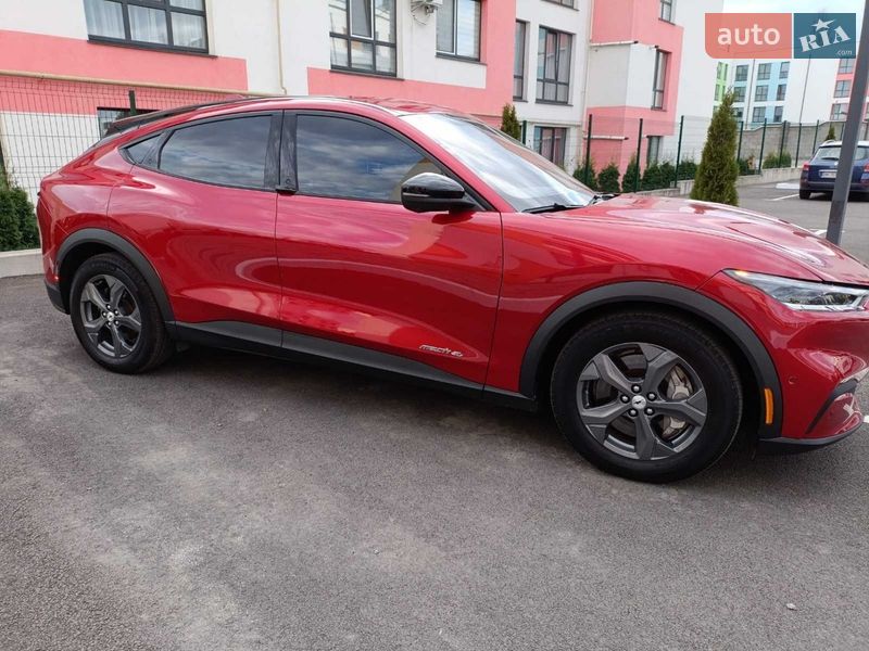 Позашляховик / Кросовер Ford Mustang Mach-E 2022 в Рівному фото 5 Позашляховик / Кросовер Ford Mustang Mach-E 2022 в Рівному