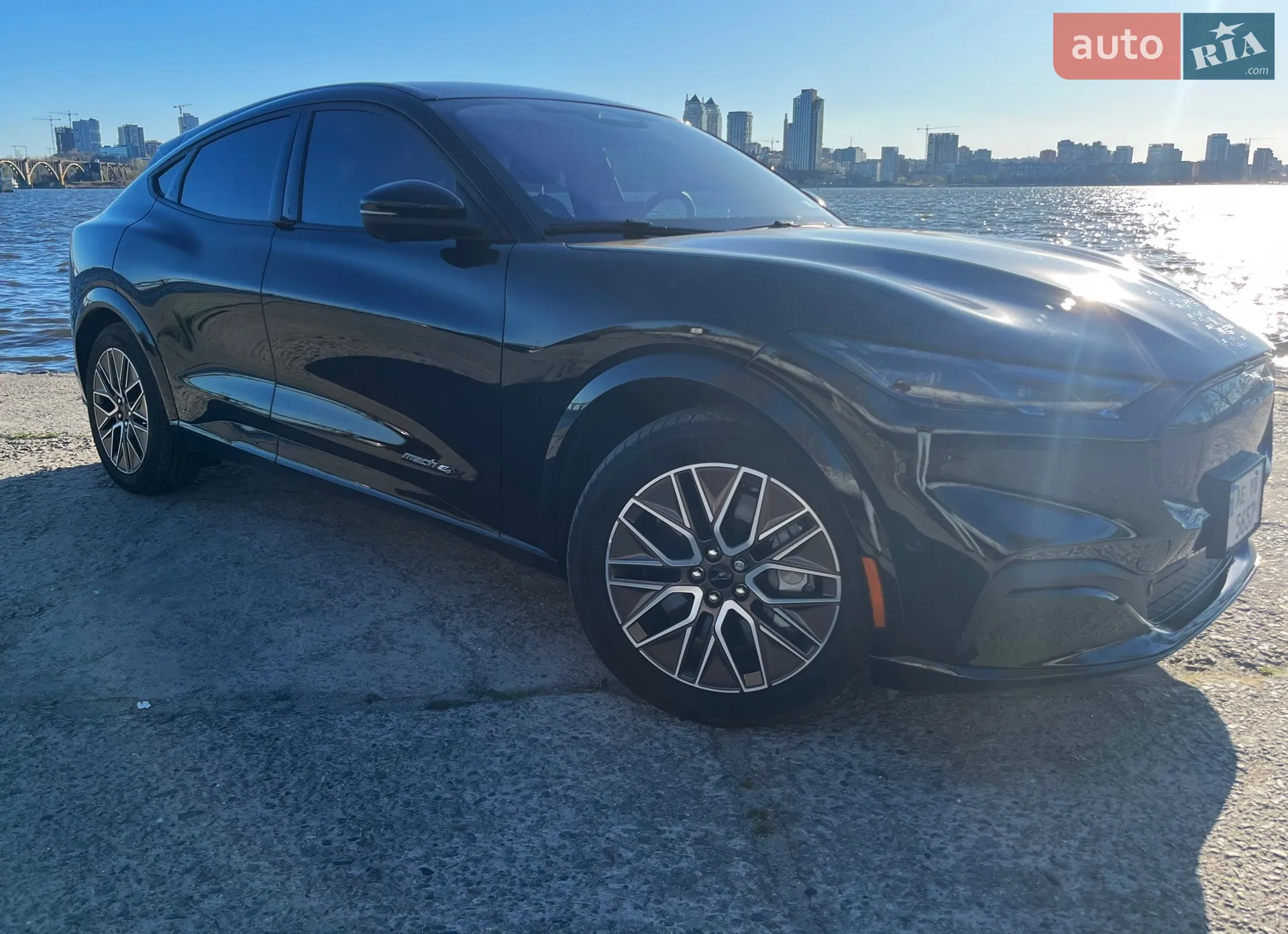 2024 Ford Mustang Mach-E - мініатюра 3