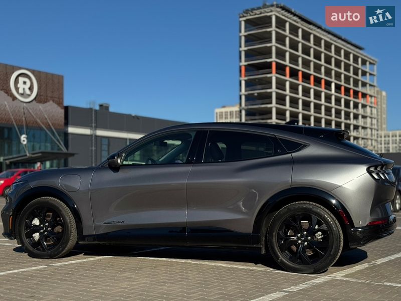 Внедорожник / Кроссовер Ford Mustang Mach-E 2023 в Киеве