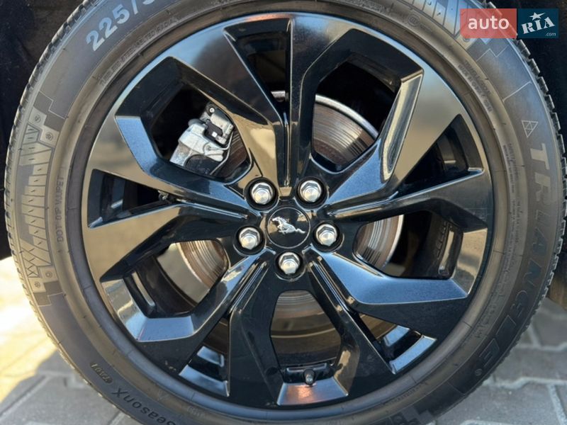 Внедорожник / Кроссовер Ford Mustang Mach-E 2023 в Киеве