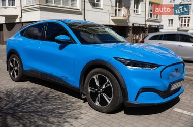 Позашляховик / Кросовер Ford Mustang Mach-E 2022 в Івано-Франківську