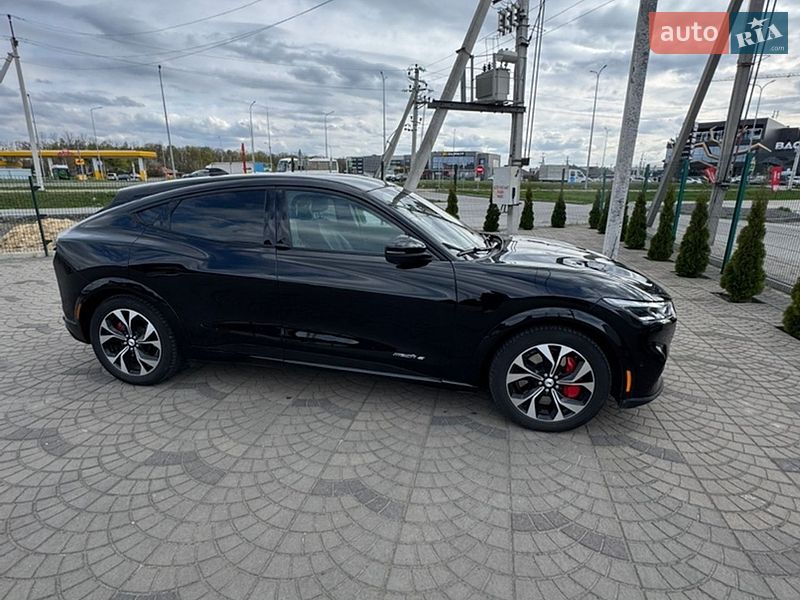Внедорожник / Кроссовер Ford Mustang Mach-E 2023 в Луцке