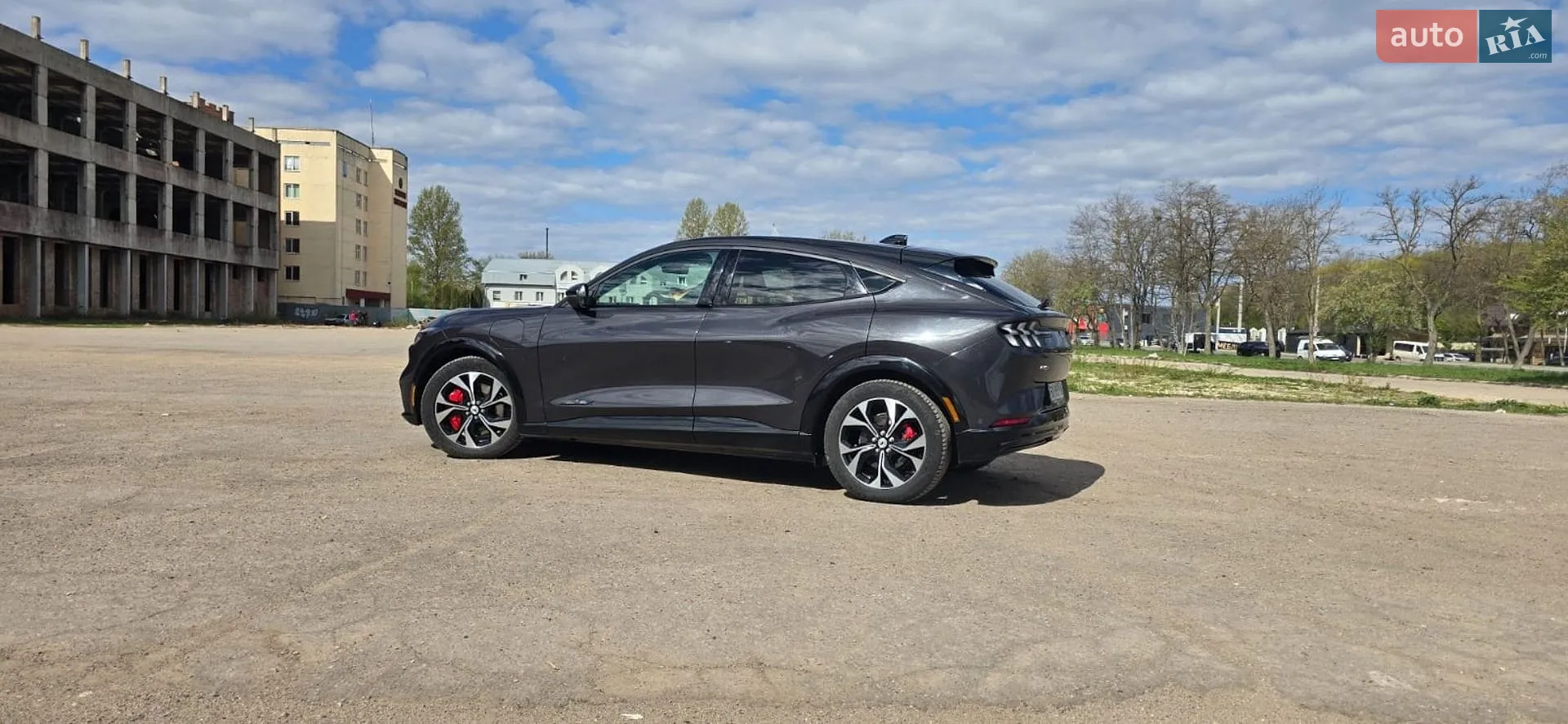 2022 Ford Mustang Mach-E - мініатюра 10