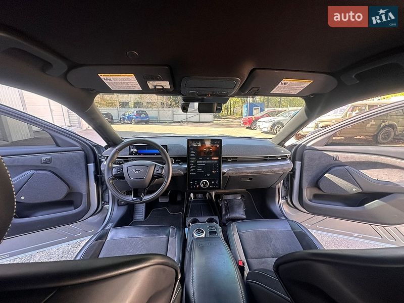 Позашляховик / Кросовер Ford Mustang Mach-E 2021 в Києві