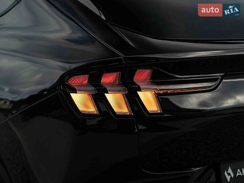 Внедорожник / Кроссовер Ford Mustang Mach-E 2020 в Черновцах