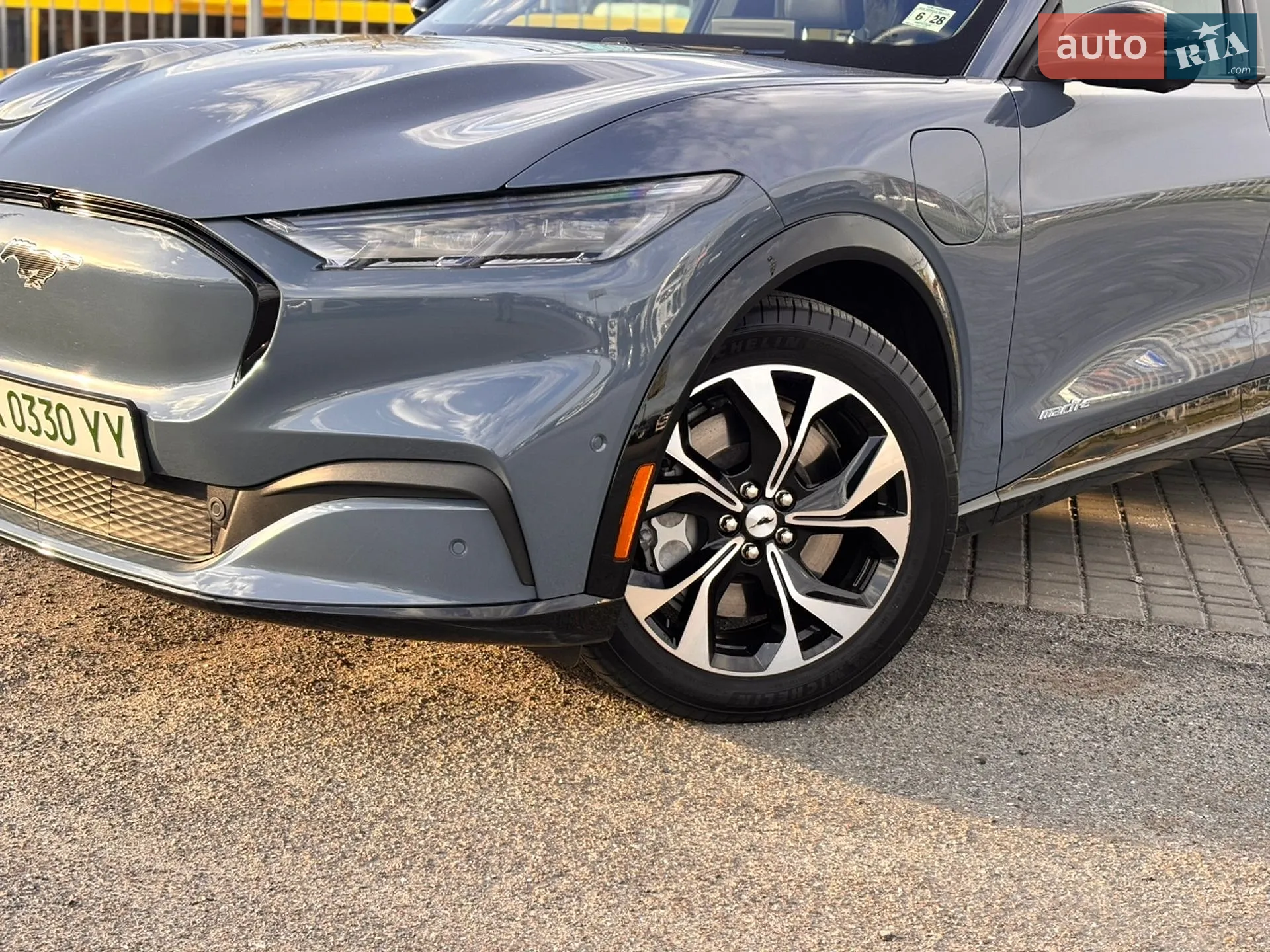 2023 Ford Mustang Mach-E - мініатюра 2