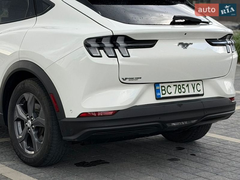 Позашляховик / Кросовер Ford Mustang Mach-E 2023 в Львові фото 8 Позашляховик / Кросовер Ford Mustang Mach-E 2023 в Львові