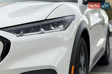 Позашляховик / Кросовер Ford Mustang Mach-E 2023 в Львові фото 18 Позашляховик / Кросовер Ford Mustang Mach-E 2023 в Львові