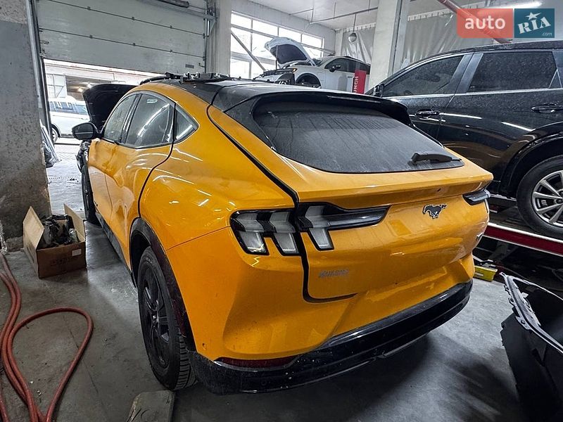 Внедорожник / Кроссовер Ford Mustang Mach-E 2022 в Львове