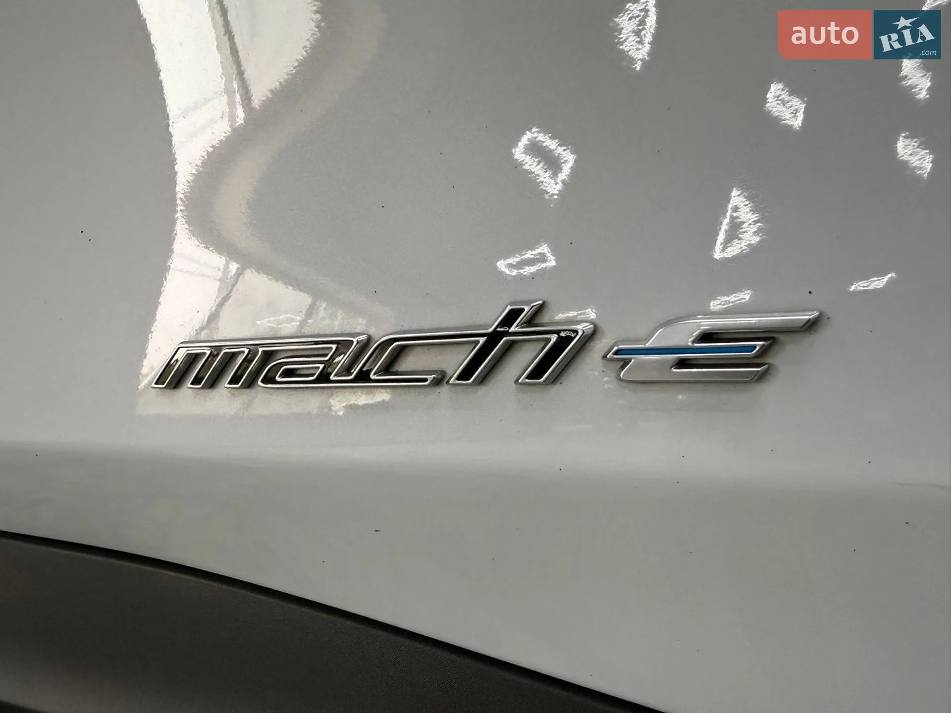 2022 Ford Mustang Mach-E - мініатюра 23