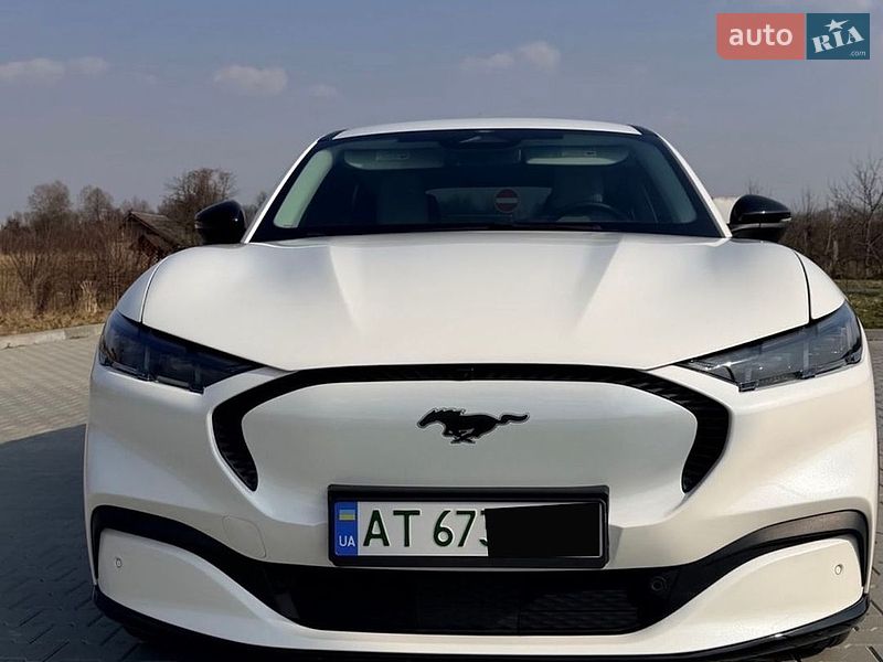 Позашляховик / Кросовер Ford Mustang Mach-E 2024 в Долині
