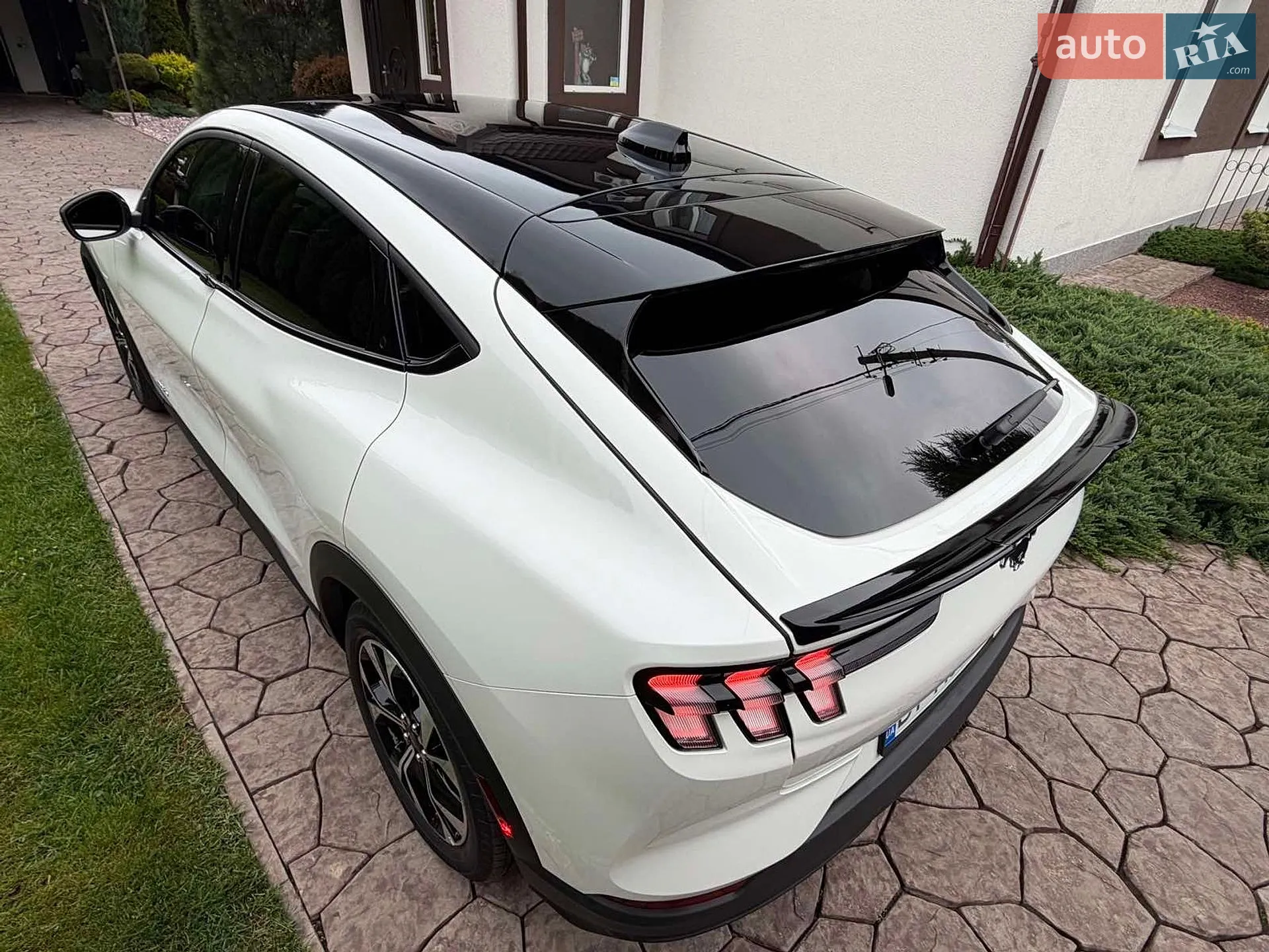 2025 Ford Mustang Mach-E - мініатюра 25