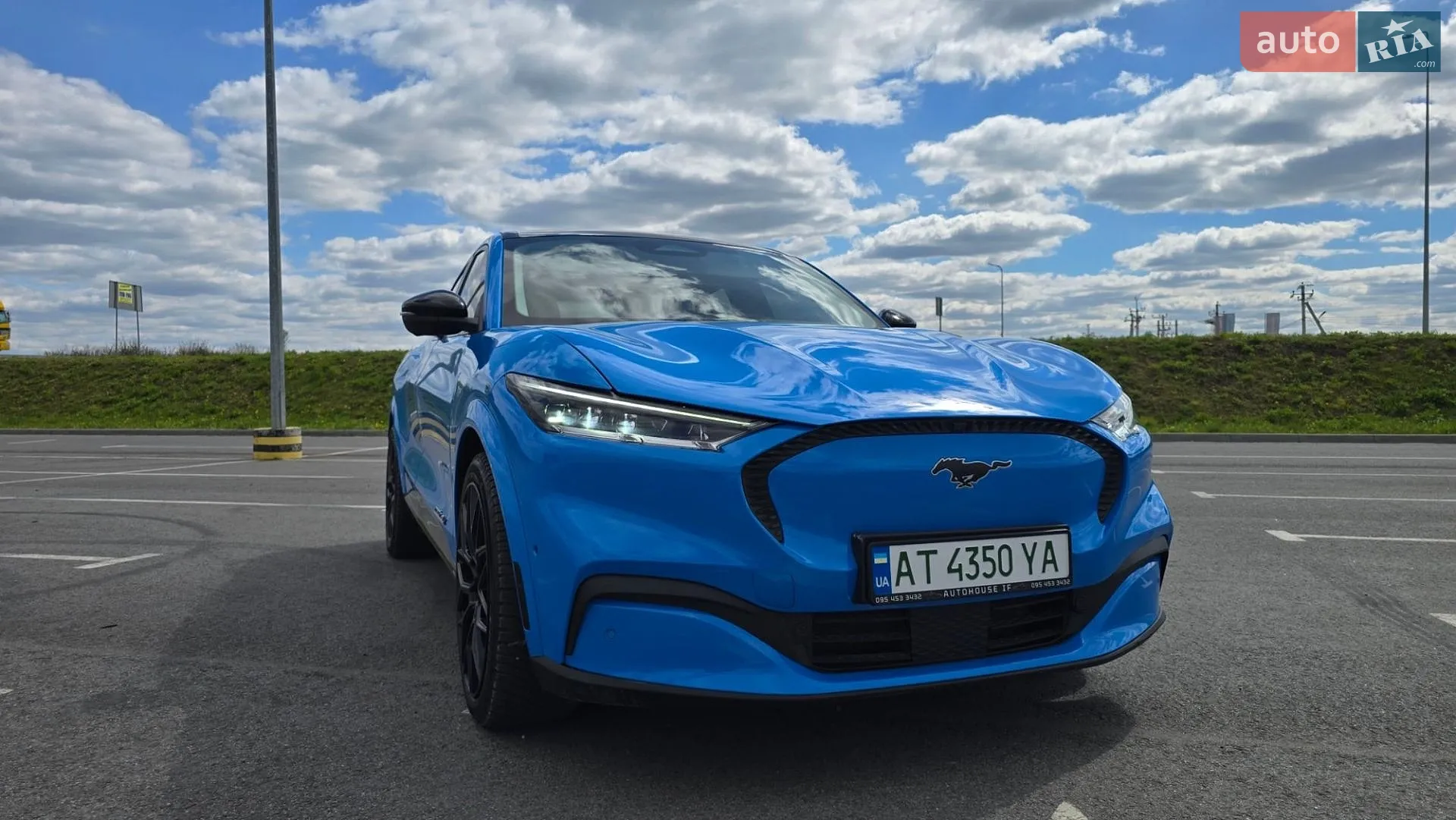 2022 Ford Mustang Mach-E - мініатюра 24