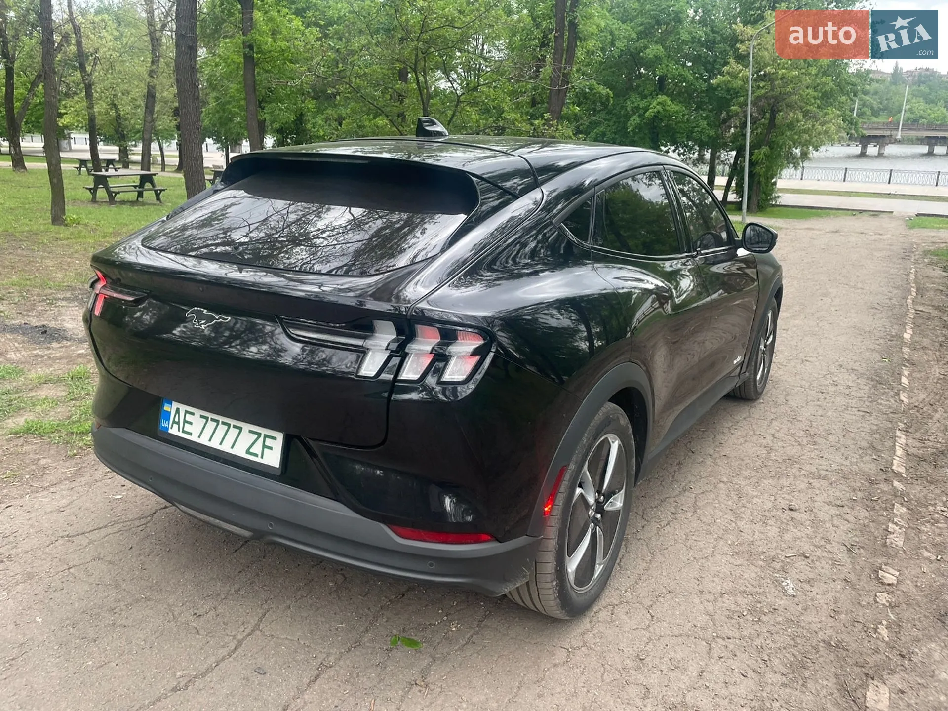 2021 Ford Mustang Mach-E - мініатюра 5