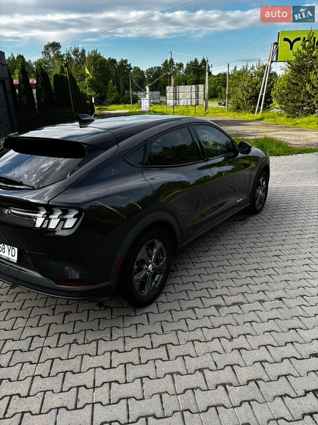 2022 Ford Mustang Mach-E - мініатюра 13