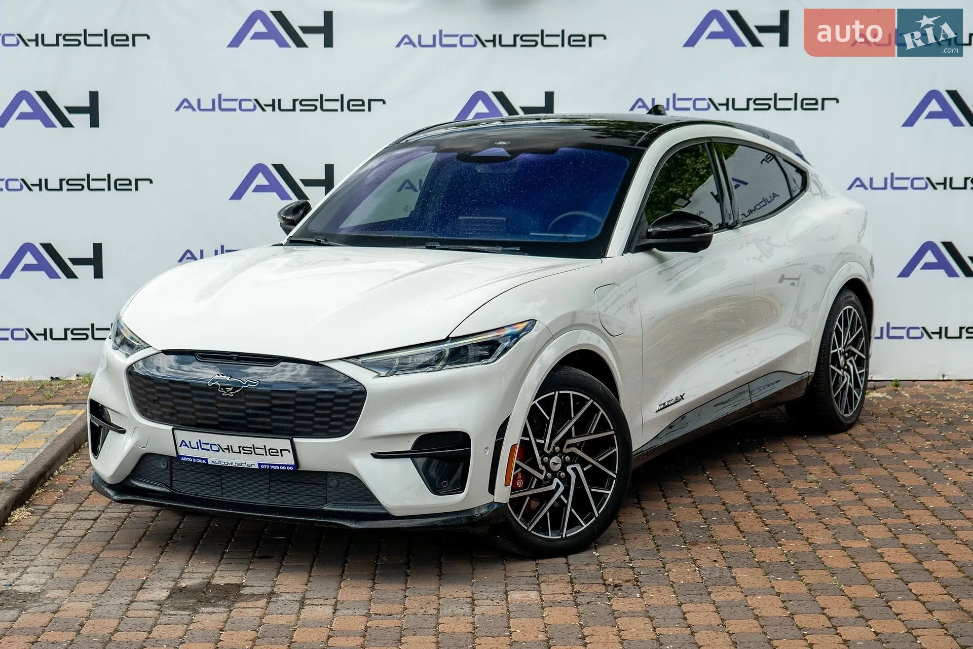 2022 Ford Mustang Mach-E - мініатюра 10