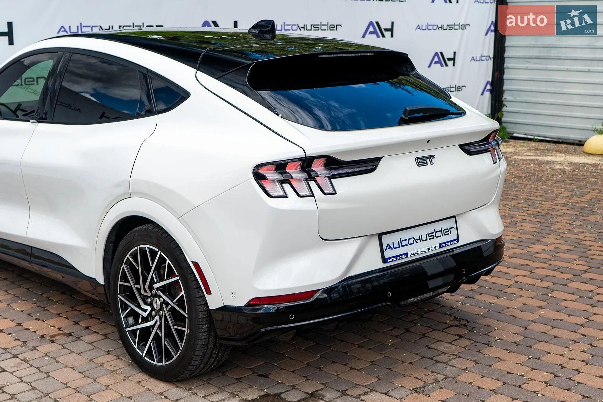 2022 Ford Mustang Mach-E - мініатюра 22