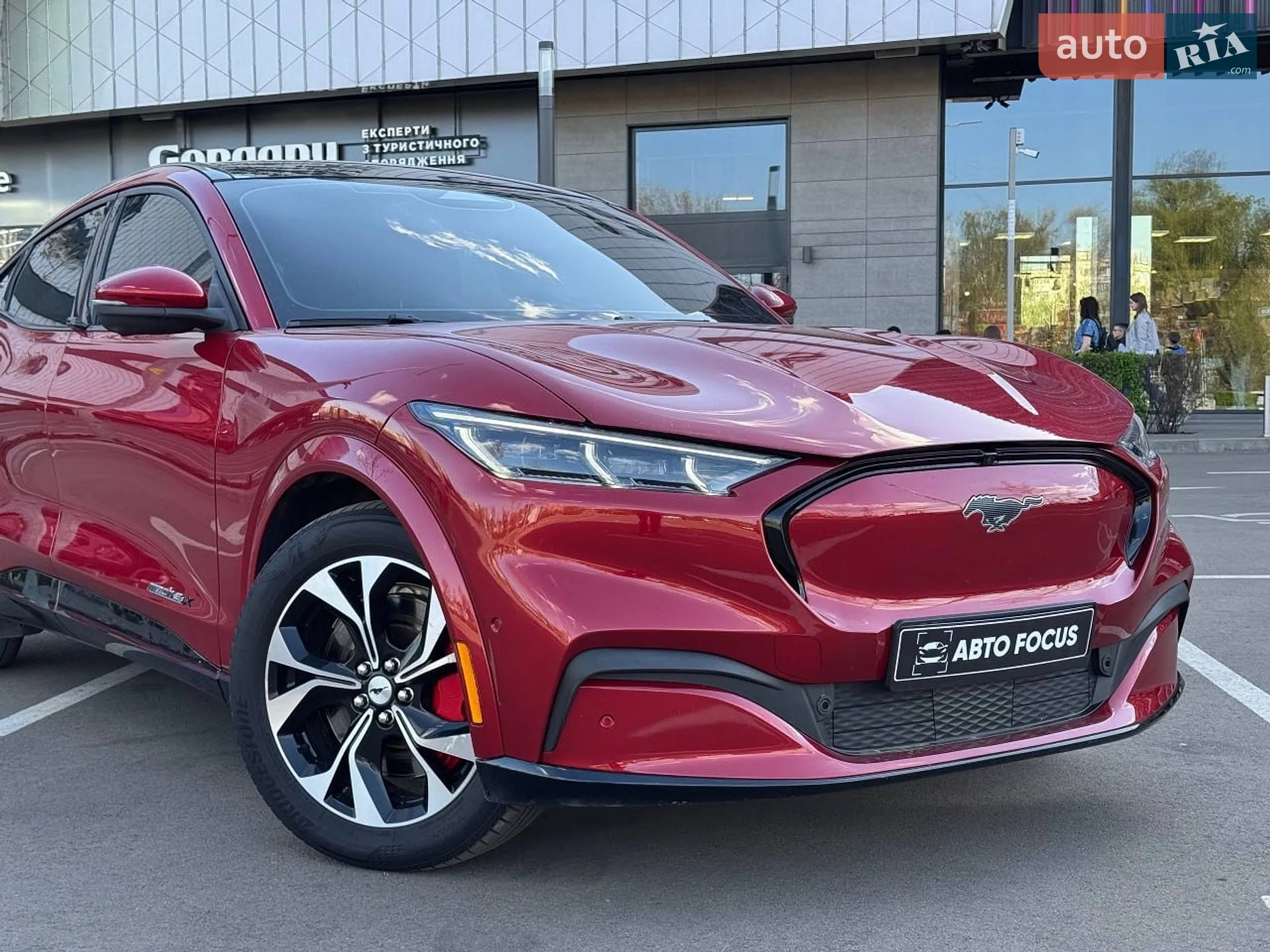 2021 Ford Mustang Mach-E - мініатюра 2
