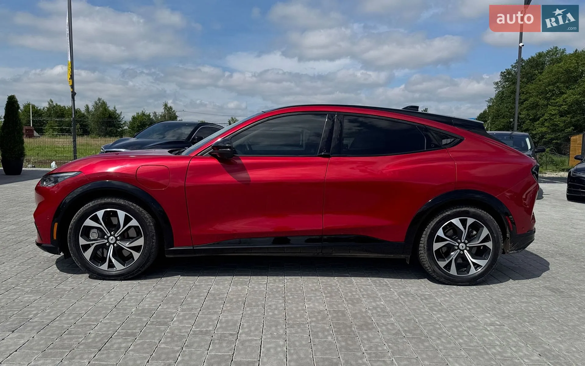 2023 Ford Mustang Mach-E - мініатюра 4