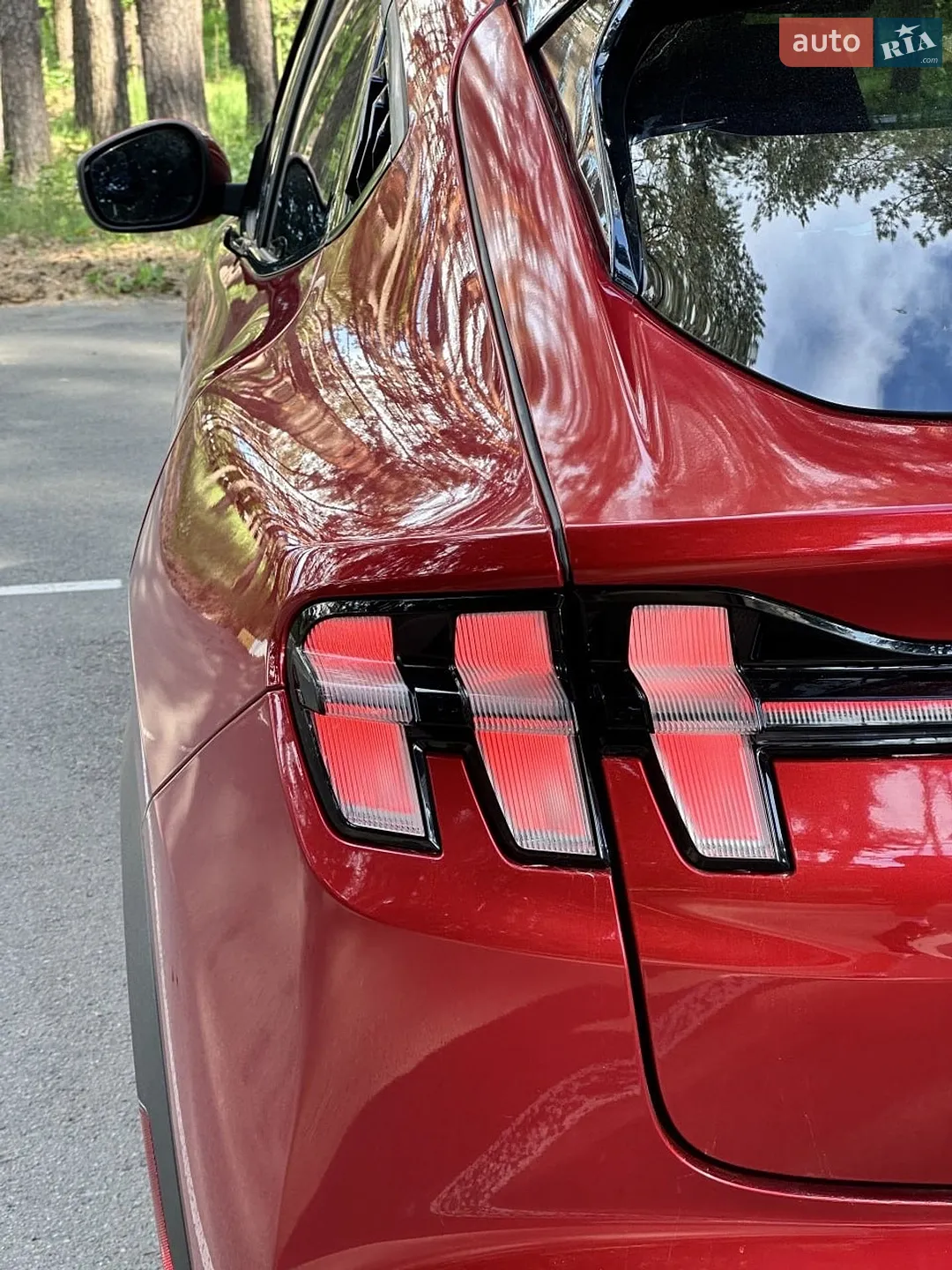 2020 Ford Mustang Mach-E - мініатюра 13