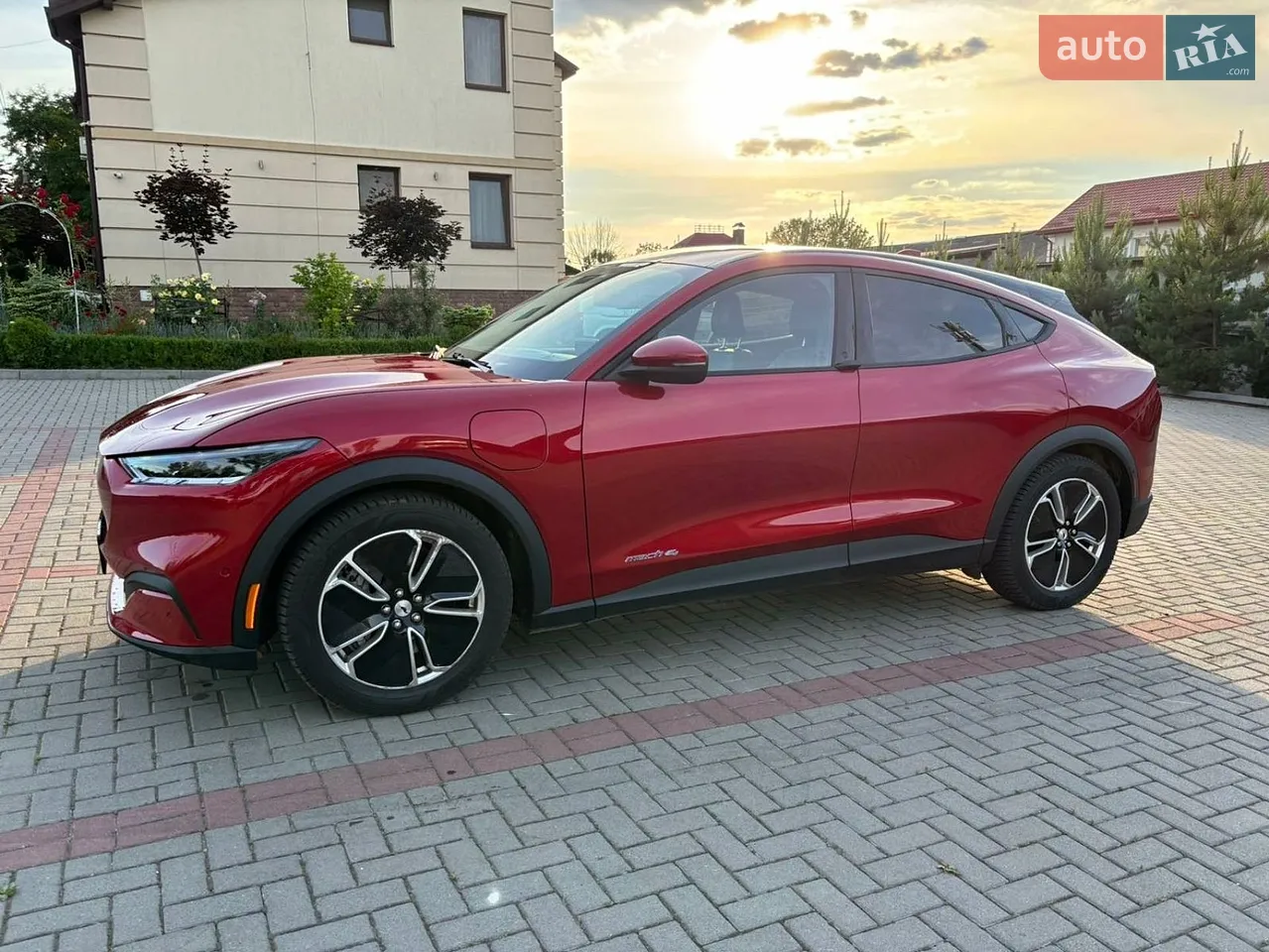 2022 Ford Mustang Mach-E - мініатюра 40