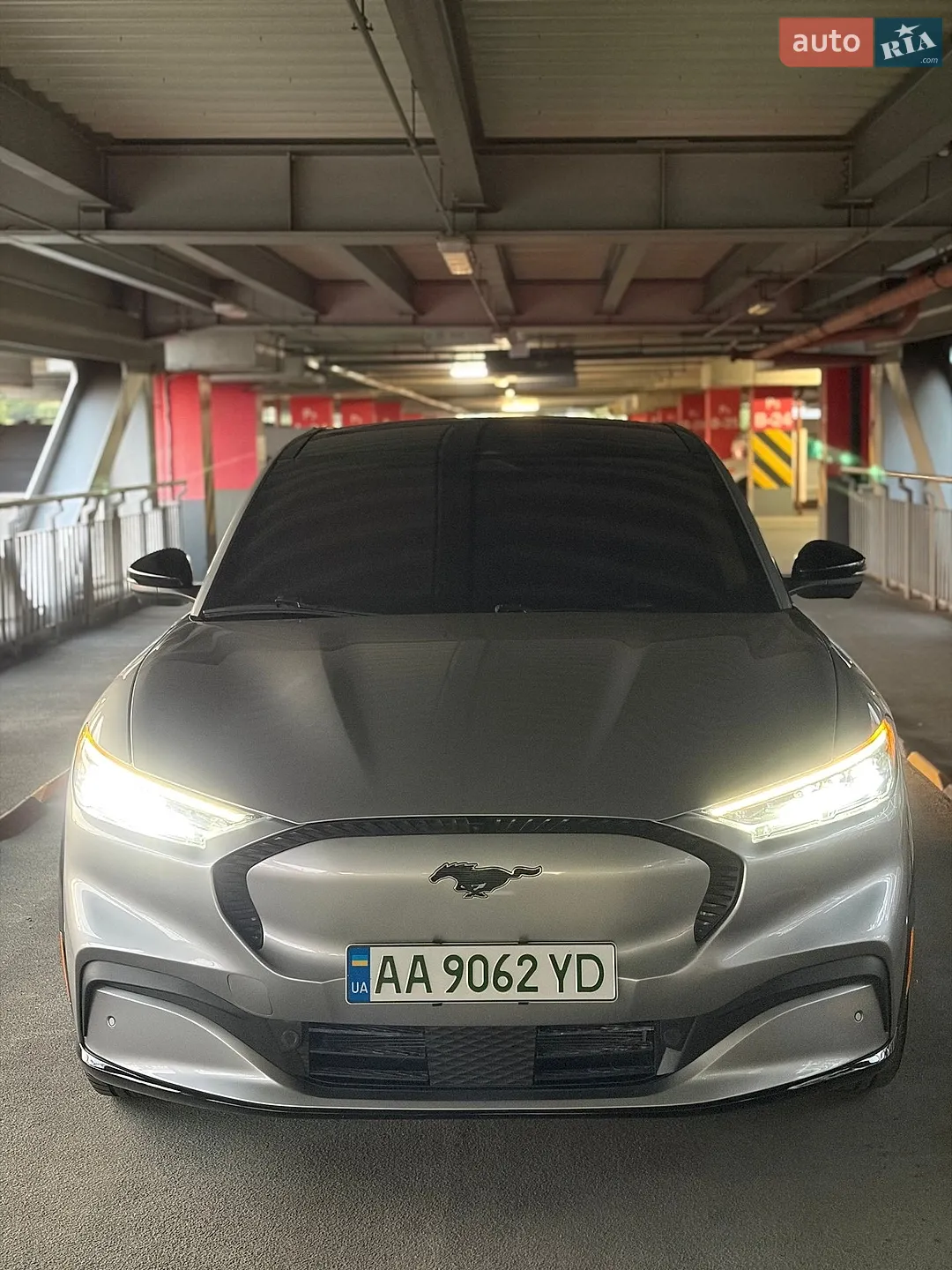 2021 Ford Mustang Mach-E - мініатюра 2