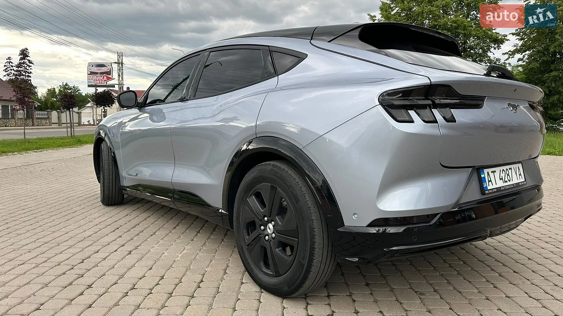 2022 Ford Mustang Mach-E - мініатюра 12